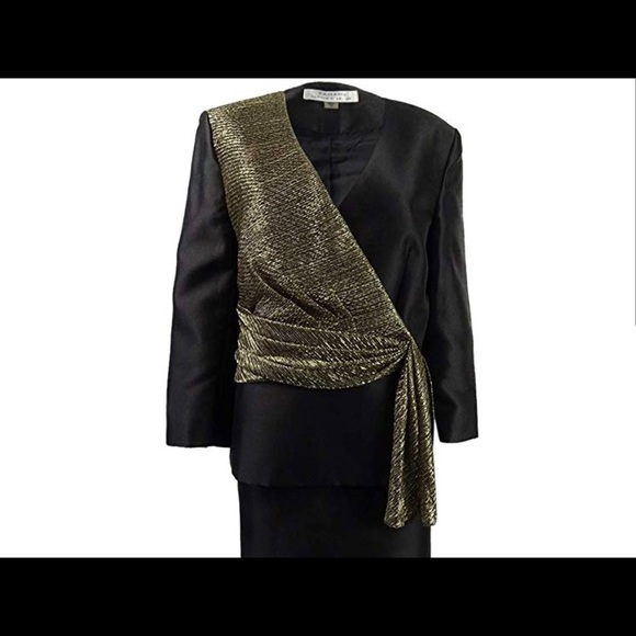 Tahari Jackets & Blazers - Tahari NWT metallic and black blazer. Size 8
